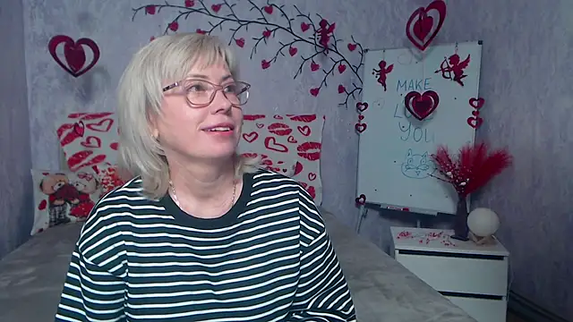 LaurenWishy online show from February 2026 06:17:02 AM