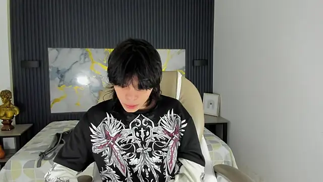 Sylasfrost online show from December 2025 07:42:02 PM