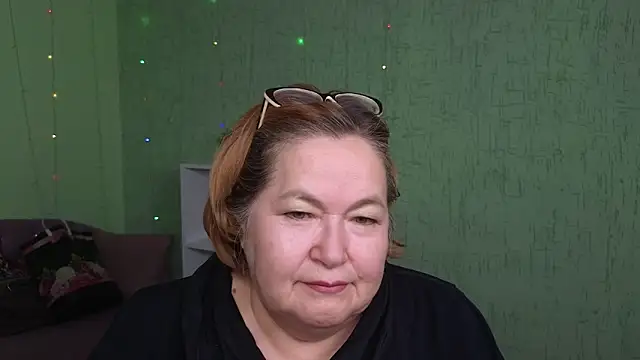 Snapshot of Nola_Nektar chatting on November 2025 06:02:01 AM Nola Nektar online show from November 2025 06:02:01 AM