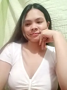 quynhquynh  online show from December 2025 02:44:02 PM