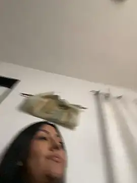 Tainy    online show from January 2026 03:06:02 PM