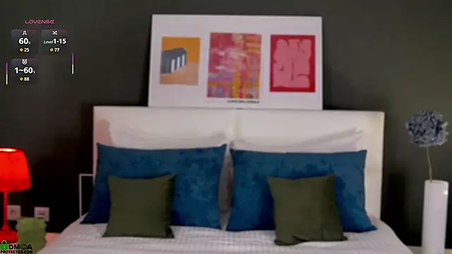 EmilyNoiri online show from November 2025 01:41:02 AM