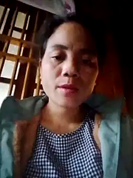 Snapshot of bela-hayes chatting on December 2025 01:14:02 AM bela-hayes online show from December 2025 01:14:02 AM