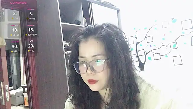 Snapshot of Huahua3187 chatting on November 2025 11:57:02 AM Huahua3187 online show from November 2025 11:57:02 AM