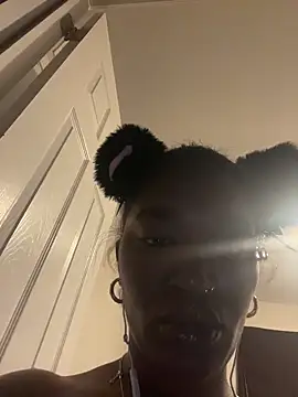 LelaniRose online show from December 2025 03:03:01 AM