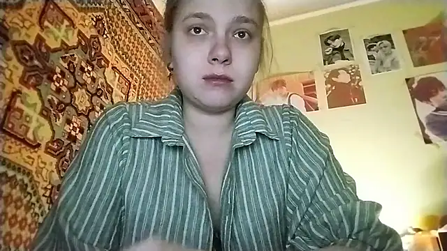 KikiBang online show from April 2026 07:12:02 PM