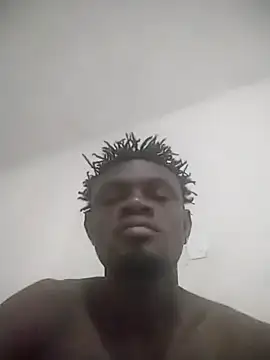 Snapshot of laperson chatting on December 2025 11:21:01 PM laperson online show from December 2025 11:21:01 PM