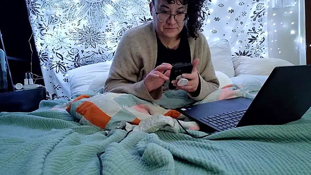 sareberr420 online show from February 2026 12:13:02 PM