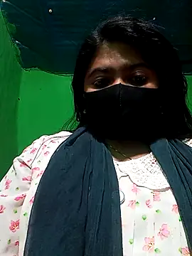 Small girls online show from November 2025 05:23:02 PM