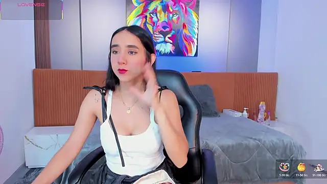 Snapshot of princess_bigboobs19 chatting on November 2025 06:43:01 PM princess bigboobs19 online show from November 2025 06:43:01 PM