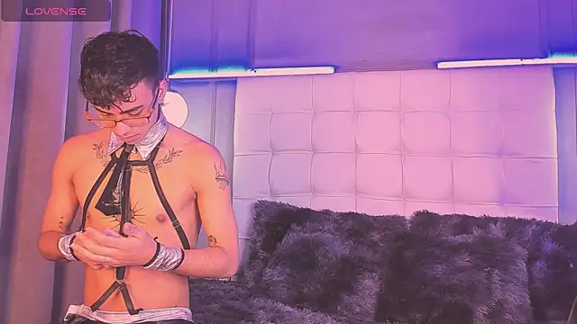 Snapshot of Smile_KAI_16 chatting on November 2025 05:19:02 AM Smile KAI 16 online show from November 2025 05:19:02 AM