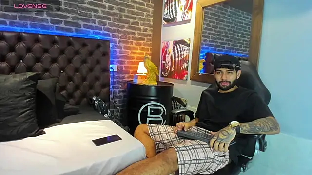 Snapshot of Jesuss77_ chatting on November 2025 02:38:01 PM Jesuss77 online show from November 2025 02:38:01 PM