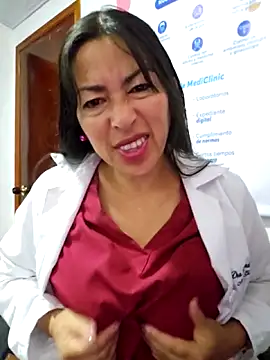 JustSamantha  online show from April 2026 11:15:01 AM