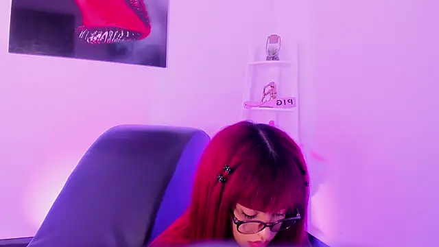 Taylor  Watson online show from February 2026 07:40:01 PM