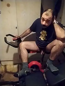 Jonas199100 online show from November 2025 04:49:01 AM