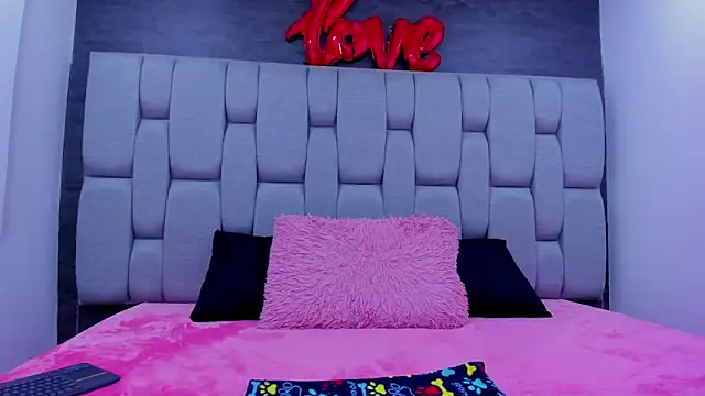 Sarita Ass online show from March 2026 03:44:01 AM