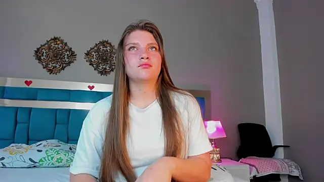 LiiaVelvet online show from March 2026 03:34:01 AM