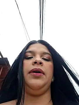 Snapshot of Layla-daring chatting on November 2025 06:21:01 PM Layla-daring online show from November 2025 06:21:01 PM