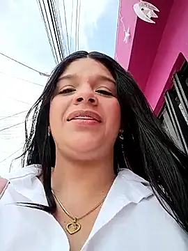 Layla-daring online show from February 2026 08:10:01 PM