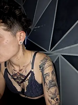 megan NL online show from December 2025 11:33:02 PM