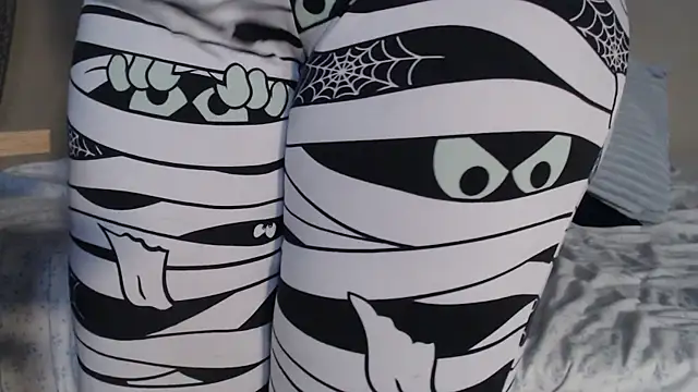 Snapshot of somemoreex1 chatting on December 2025 04:34:02 PM somemoreex1 online show from December 2025 04:34:02 PM