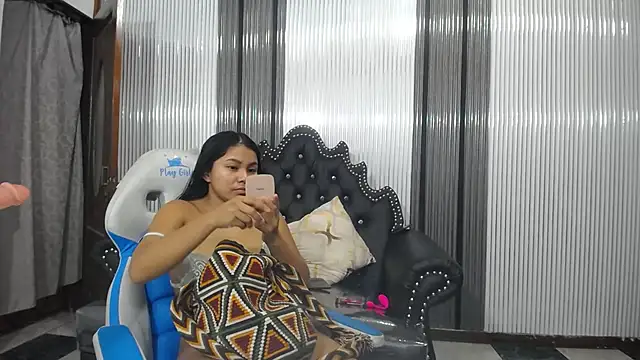 Snapshot of babyschoolgiirl chatting on February 2026 12:58:02 AM babyschoolgiirl online show from February 2026 12:58:02 AM