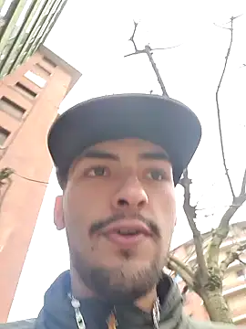 Auron merrow online show from December 2025 03:52:01 PM