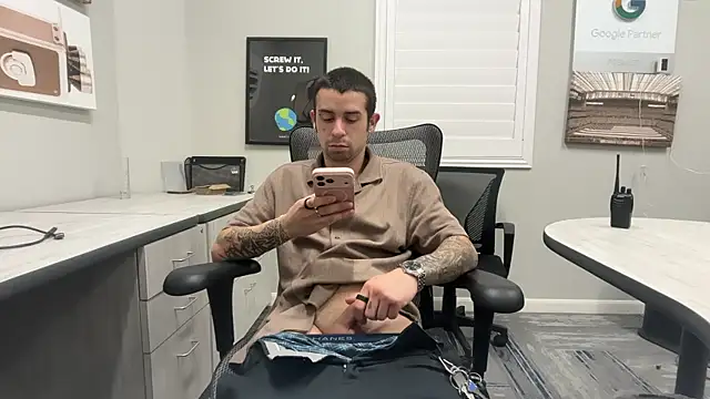 sethhtx713 online show from April 2026 05:21:01 AM