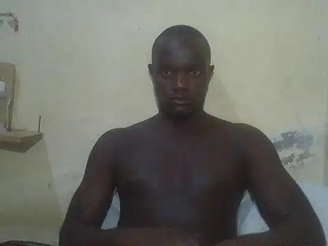 Snapshot of UsTwo_ chatting on November 2025 09:04:01 PM UsTwo online show from November 2025 09:04:01 PM