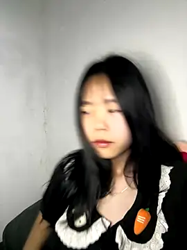 Kiee-lee online show from December 2025 05:40:02 PM