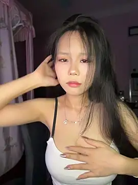 Kiee-lee online show from June 2026 04:17:01 PM
