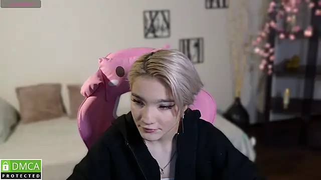 Snapshot of Megan_Lora chatting on November 2025 02:55:02 AM Megan Lora online show from November 2025 02:55:02 AM