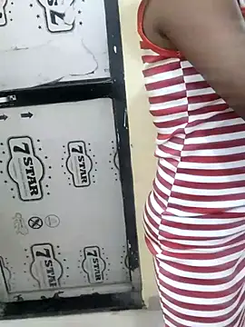 Simran 0011 online show from December 2025 01:08:01 PM