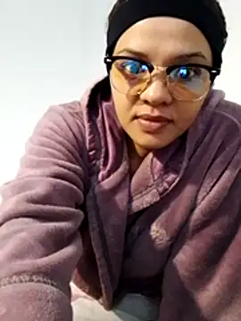 Cadence28 online show from November 2025 04:23:02 AM