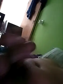 Snapshot of art-e9-2 chatting on December 2025 06:27:02 PM art-e9-2 online show from December 2025 06:27:02 PM