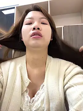 GYYoo online show from December 2025 06:09:02 AM