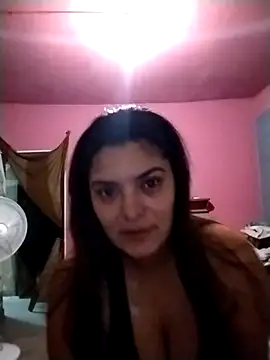 Snapshot of YouladyVidal chatting on November 2025 12:53:02 AM YouladyVidal online show from November 2025 12:53:02 AM