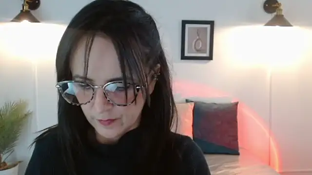 Juliana  lx online show from March 2026 02:45:01 PM