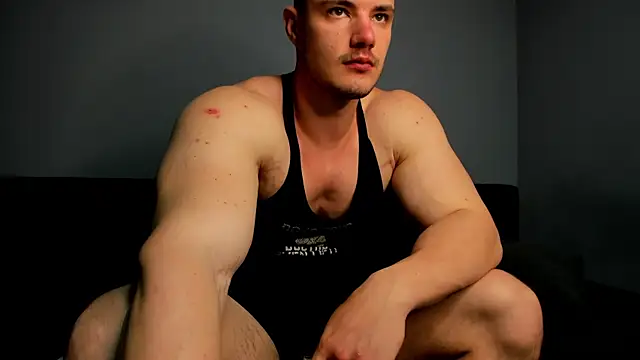Troy Bigtitan online show from May 2026 11:07:02 AM