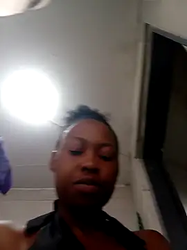 Sweethoneypot25 online show from March 2026 01:02:01 PM