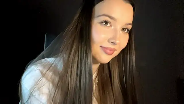 Annie SmiIe online show from November 2025 12:19:02 PM