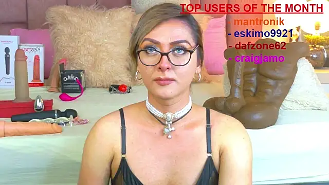 Lunitaa Diva online show from April 2026 03:31:02 PM