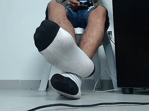 master Tripa online show from December 2025 02:09:02 AM