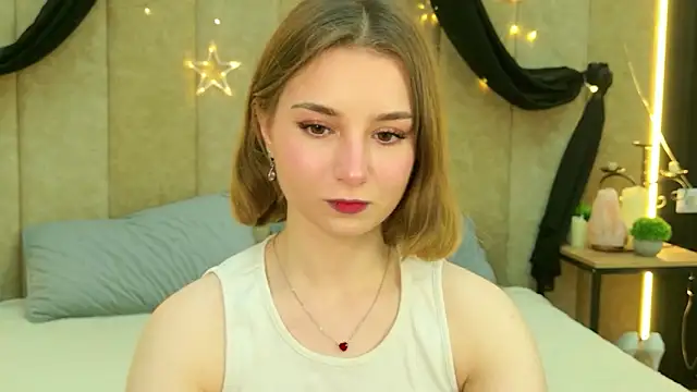 Janice Corona online show from April 2026 03:48:02 PM