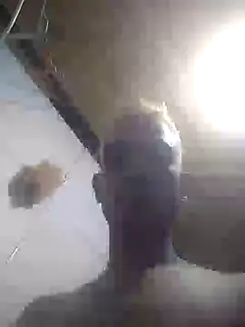 Snapshot of Gzinho69ik chatting on December 2025 09:31:02 PM Gzinho69ik online show from December 2025 09:31:02 PM