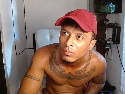 Snapshot of bigblackmen117uncs chatting on November 2025 07:47:02 PM bigblackmen117uncs online show from November 2025 07:47:02 PM