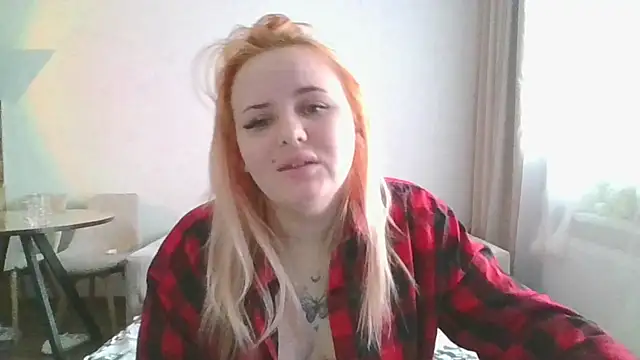 Snapshot of Pamella_Loid chatting on December 2025 06:30:02 AM Pamella Loid online show from December 2025 06:30:02 AM