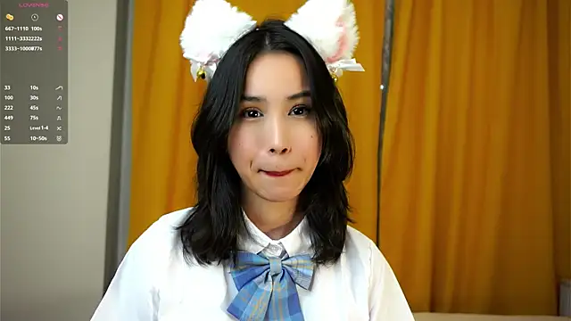 StaciaBratz online show from November 2025 07:06:01 PM