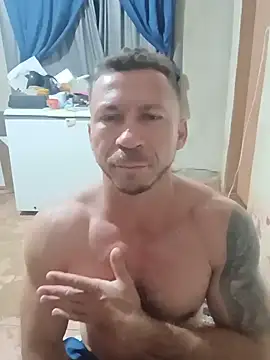 RobertoLuiz84 online show from July 2026 03:32:01 AM