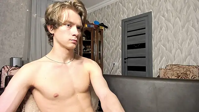 Snapshot of milkiwvy chatting on May 2026 10:26:02 PM milkiwvy online show from May 2026 10:26:02 PM